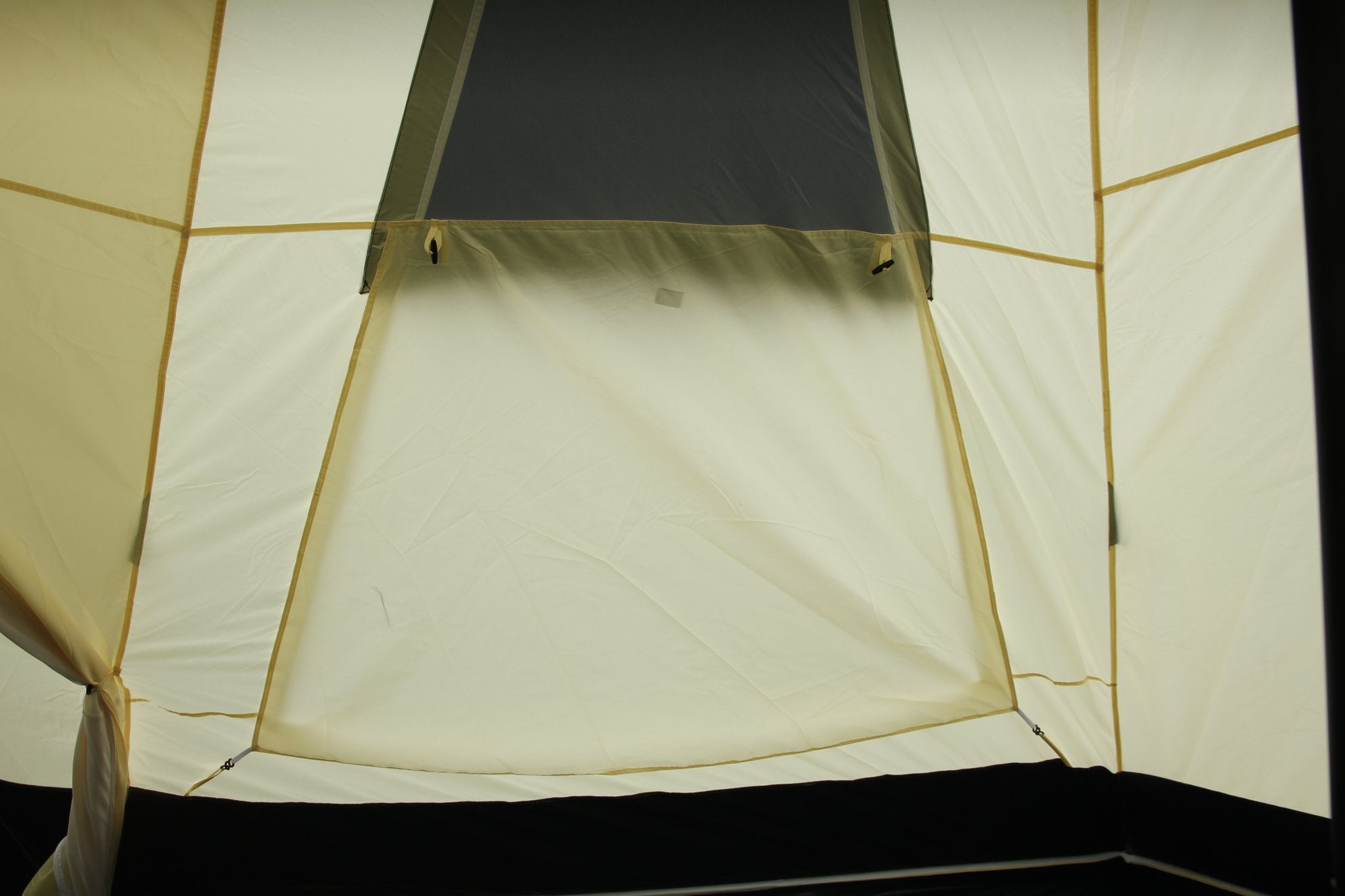 12 Person Tipi Tent tunnel tent with pyramid living area and canopy with Zipped in Groundsheet
