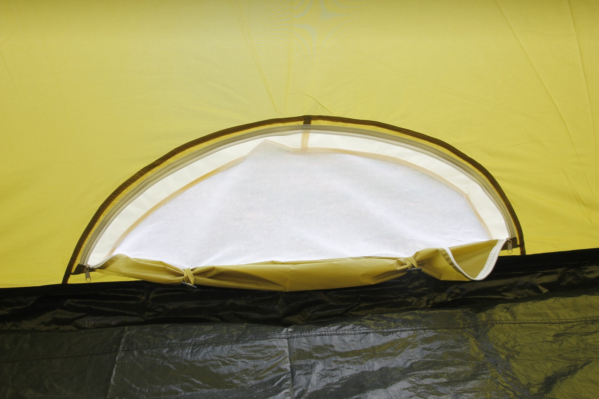 4 person tipi Apache tent, mesh door with PE floor ground sheet