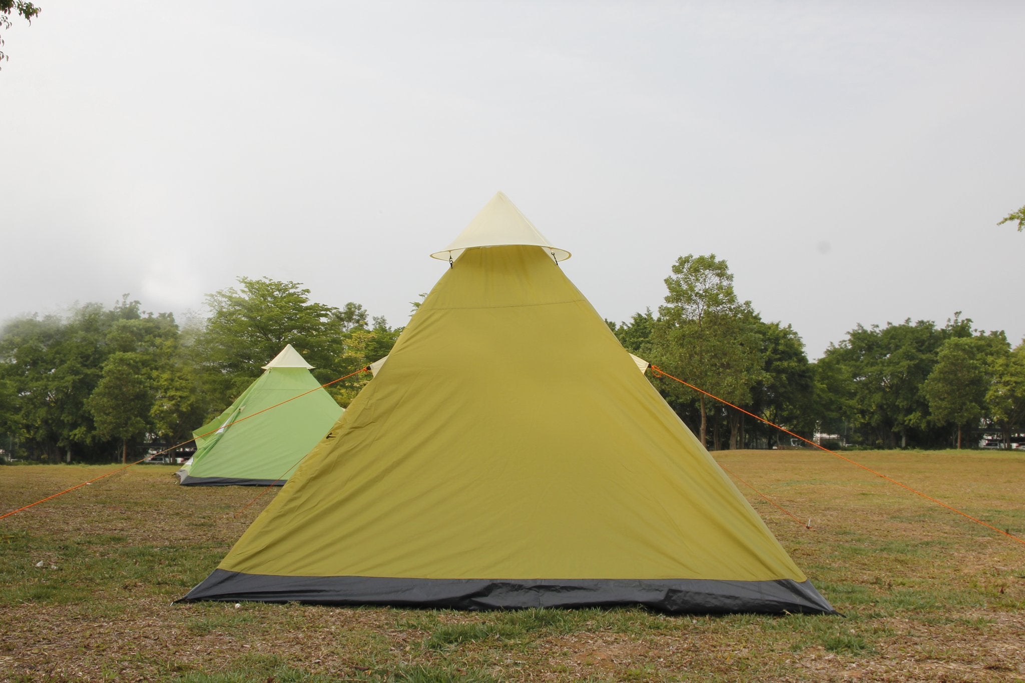 4 person tipi Apache tent, mesh door with PE floor ground sheet